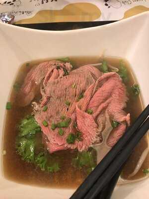 Pho 24 Pacific Place