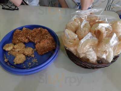 Nasi Pindang Kudus & Soto Sapi Gajahmada - Semarang