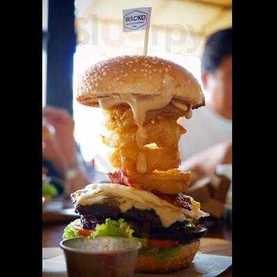 Wacko Burger Cafe