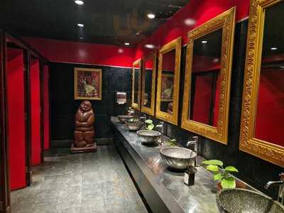 Tugu Kunstkring Paleis