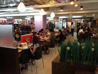 Bakmi Naga Resto Artha Gading
