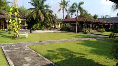 Gazebo Garden Restaurant