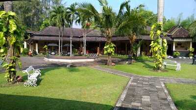 Gazebo Garden Restaurant