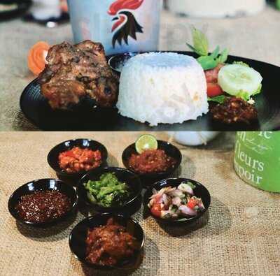 Ayam Goreng Panas Mbok Berek