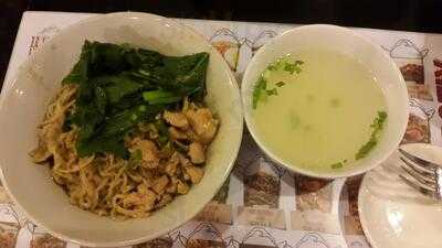 Chopstix-metro Indah