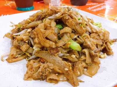 Kwetiau Sapi Kelapa Gading