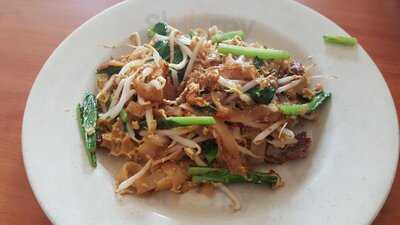 Kwetiau Sapi Kelapa Gading