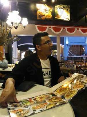 Kafe Betawi Cilandak