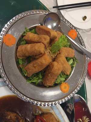 Paramount Restaurant