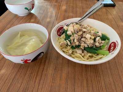 Rumah Makan Gaya Baru