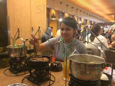 Raa Cha-kelapa Gading