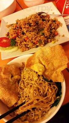 Bakmi Gm Livingworld