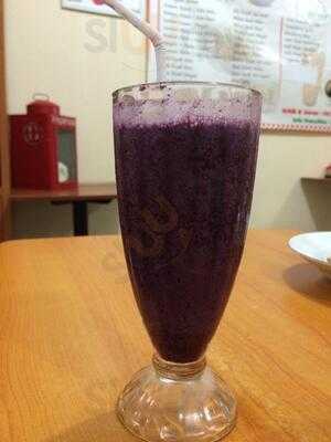 Sam's Strawberry Corner