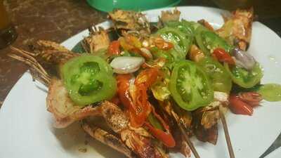 Taman Santap Rumah Kayu