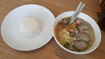 Bakso Lapangan Tembak Senayan