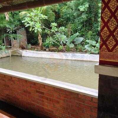 Bale Bengong Seafood Resto