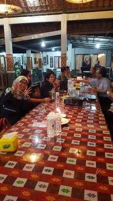 Bale Bengong Seafood Resto