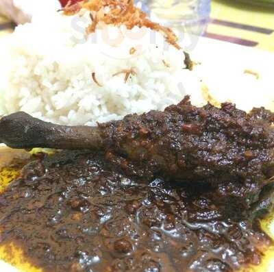 Bebek Mak Isa Cipinang