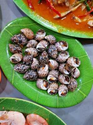 Bola Seafood By Acui Muara Karang - Cabang Citra Garden 6