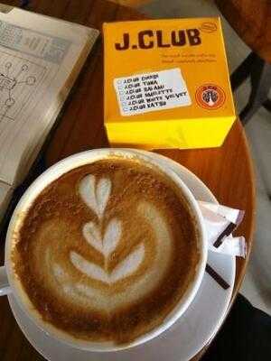 J.co Donuts & Coffee - Central Park