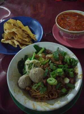 Mie Ayam Blo'on