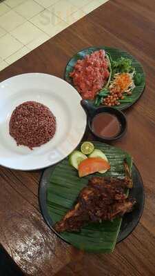 Rumah Makan Putera Lombok - Alam Sutera