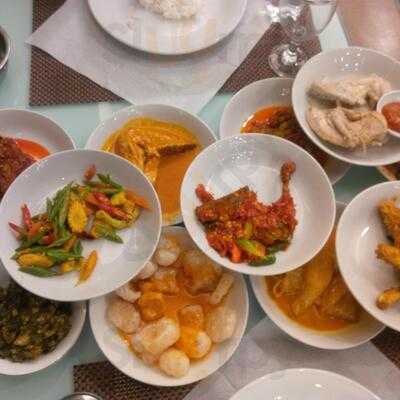 Sari Indah Masakan Padang