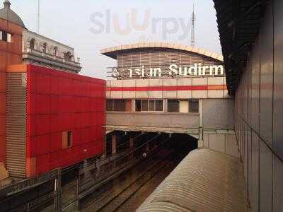 Starbucks - Fx Sudirman Place