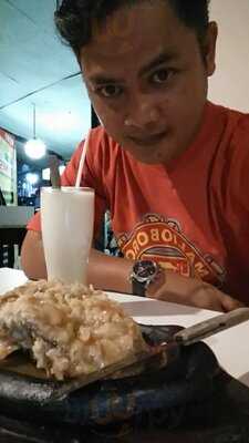 Warung Steak 'n Shake - Ciputat