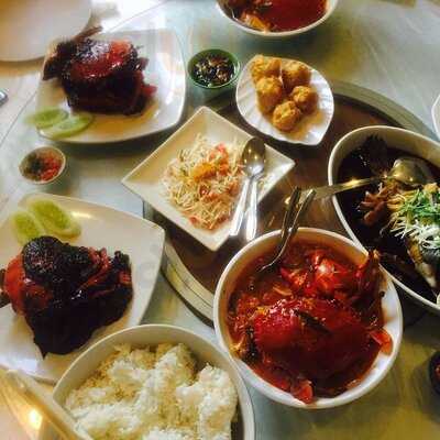 Saung Grenvil - Wahid Hasyim