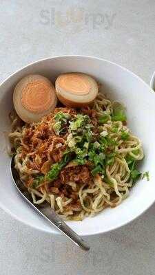 Bakmi Lamlo
