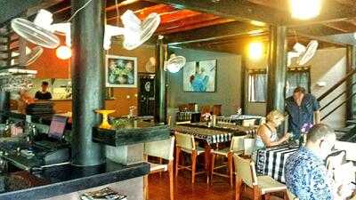 Zen Sushi Bar & Restaurant