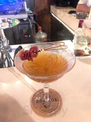 Romeos Bar & Grillery