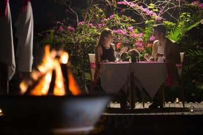 U Paasha Rooftop Pool Bar