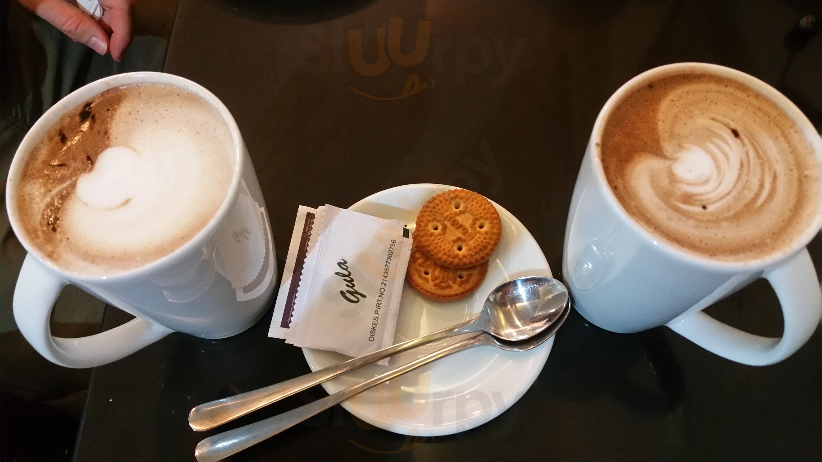 Bemo Corner Coffee Shop