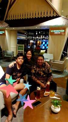 Le Rendezvous Lounge And Bar