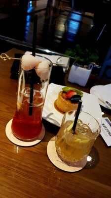 Le Rendezvous Lounge And Bar