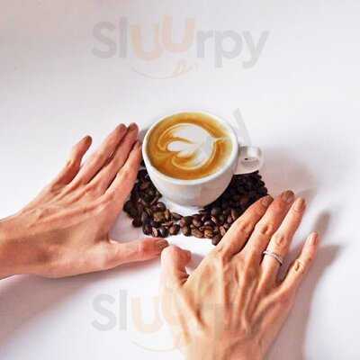 Bakwan & Coffee Tee Box