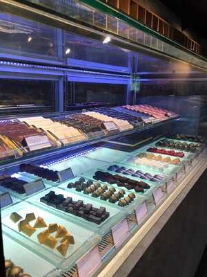 The Harvest Cakes - Sunset Road