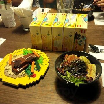 Commune Cafe & Bistro