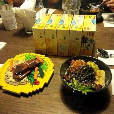 Commune Cafe & Bistro