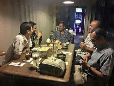 Commune Cafe & Bistro