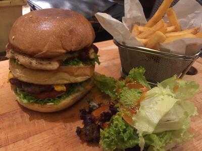 Cheesecake Factory - Cikini