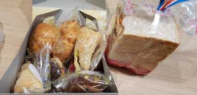 Delicious Cake & Bakery