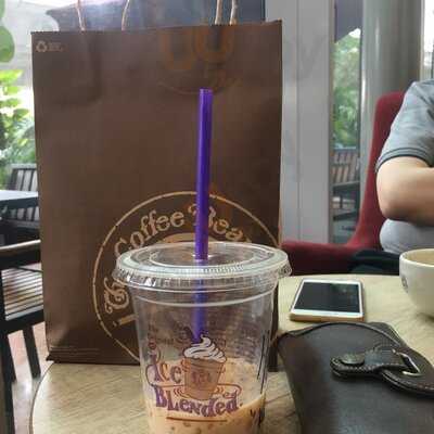 Coffee Bean & Tea Leaf