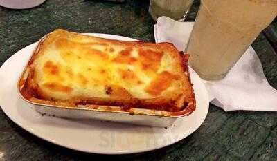 Oh La La Cafe - Sarinah