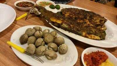 Rasane Seafood & Ikan Bakar