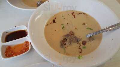 Sop Kaki Kambing Dudung Roxy