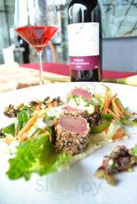 Teenine Restaurant & Lounge - Indosurya Plaza