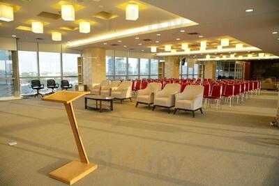 Teenine Restaurant & Lounge - Indosurya Plaza